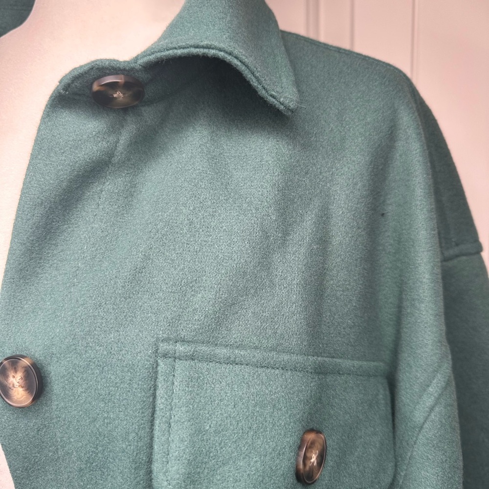 Jacket - Picture 8 of 10